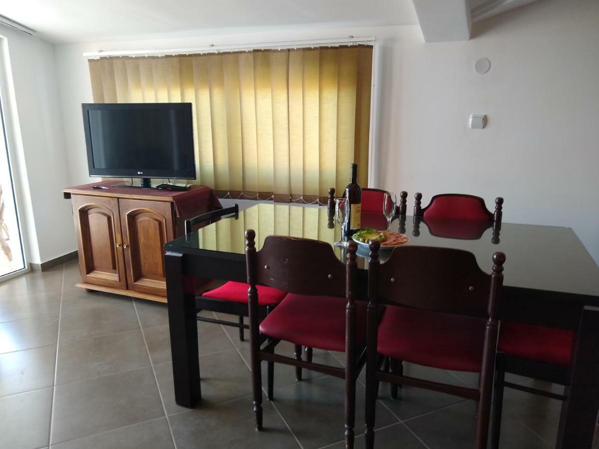Apartmani Neda Bane Petrovac エクステリア 写真